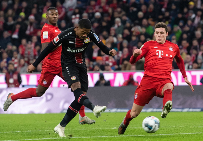 爱游戏官网主页-德甲赛前走向成谜，克里夫兰骑士单刀错失，气氛紧张，控场能力受关注(克里夫兰骑士vs波士顿凯尔特人)