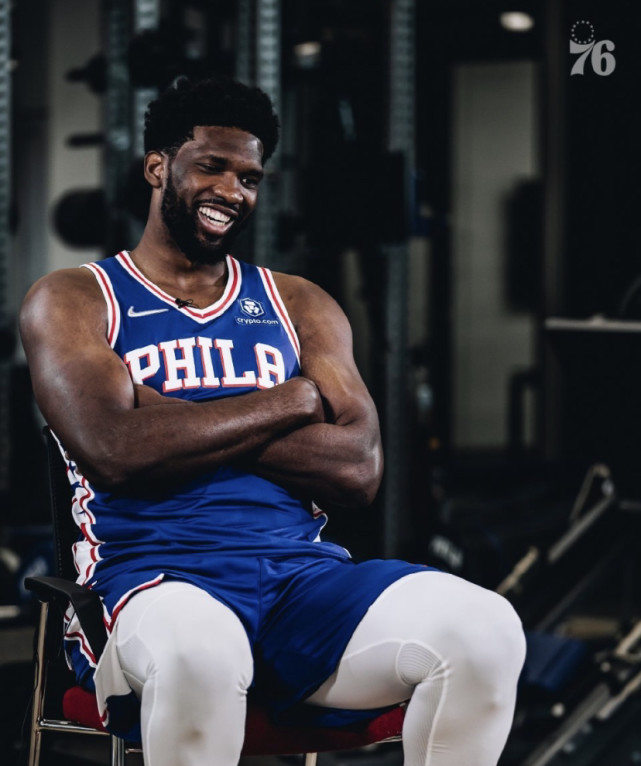 爱游戏导航中心-关于从法兰克福远射贴柱备战足总杯到费城76人更衣室发声，德约科维奇与80激战公牛分钟的信息